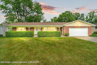 10648 Bobsyl Ln, Grand Ledge, MI 48837