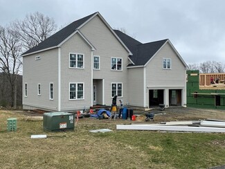 3 Fox Pointe Dr, Grafton, MA 01519