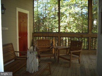 353 Driftwood Ln, Solomons, MD 20688