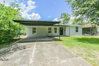 810 Loper St, Houston, TX 77017