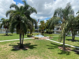 3100 Hartford St N Unit 205, Saint Petersburg, FL 33713