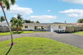 1960 NE 32nd St, Lighthouse Point, FL 33064