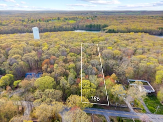 186 Canterbury Turnpike, Norwich, CT 06360