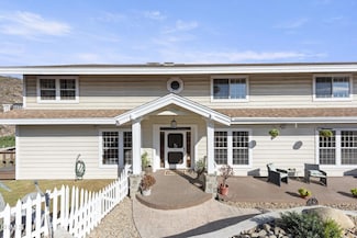 390 Highland Hills Dr, Camarillo, CA 93010