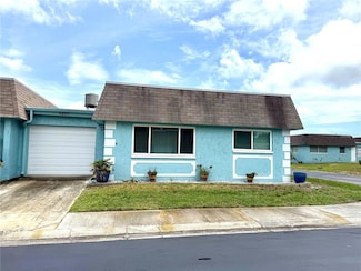 6880 Versailles N, Pinellas Park, FL 33781