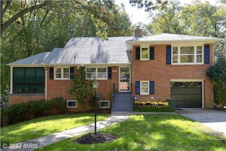 3030 N Pollard St, Arlington, VA 22207