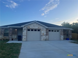 2410 Westcliff Rd, Killeen, TX 76543