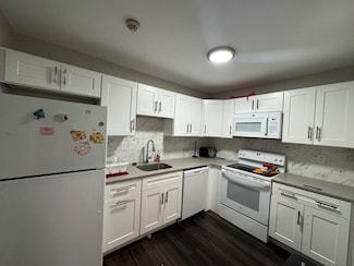 261 Union St Unit 12, Rockland, MA 02370