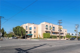 5604 Rhodes Ave Unit 312, Valley Village, CA 91607