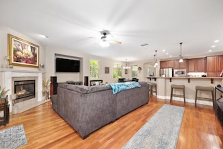 299 Katarina Ln, Folsom, CA 95630