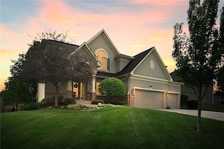 2701 NW Olmstead Dr, Lees Summit, MO 64081