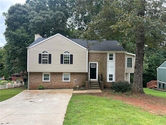 3891 Valpariso Cir, Decatur, GA 30034
