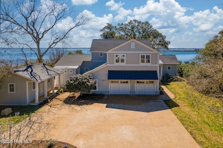 107 Live Oak Rd, Newport, NC 28570