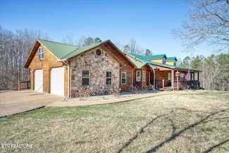 1200 Pearl Hinds Rd, Jamestown, TN 38556