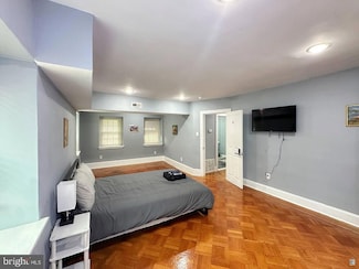 5204 Overbrook Ave, Philadelphia, PA 19131