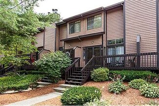 255 North Rd Unit 17, Chelmsford, MA 01824