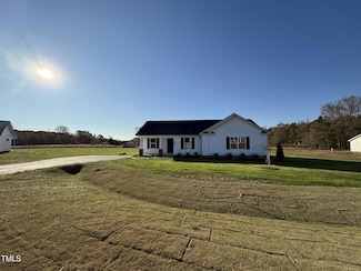 186 Pate Landing Dr, Selma, NC 27576