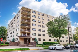 25 Grand Ave Unit 4E, Hackensack, NJ 07601