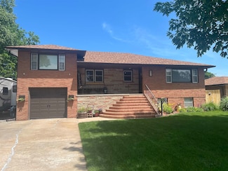 1405 W B St, North Platte, NE 69101