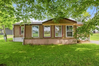 72 Evans St, Hartford, OH 43013