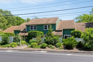 29 1st St Unit C, Salem, MA 01970