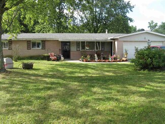 2508 Castle Dr, Fort Wayne, IN 46816