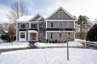 137 Woburn St, Lexington, MA 02420