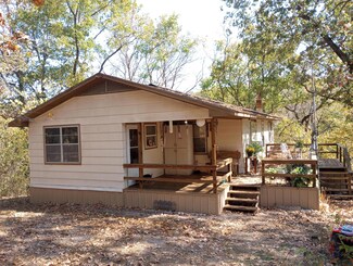 27443 Farm Road 1037, Washburn, MO 65772