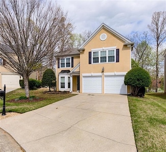 13646 Weycroft Cir, Alpharetta, GA 30004