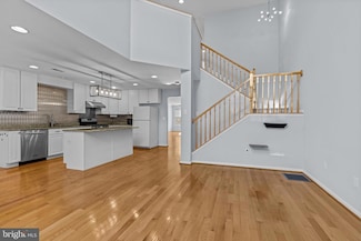 61 Sunrise Ct, Feasterville Trevose, PA 19053