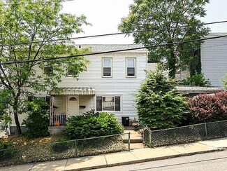 1 St Martin, South Side, PA 15203