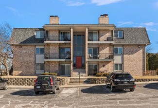 245 W Joliet St Unit 201, Schererville, IN 46375