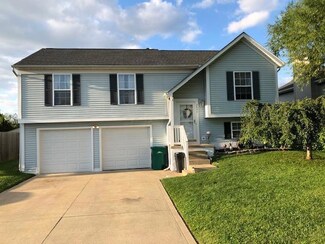 2494 Stegner Rd, Obetz, OH 43207