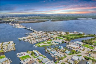 4520 Pine Island Rd, Matlacha, FL 33993