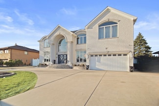 8040 W Balmoral Ave, Chicago, IL 60656