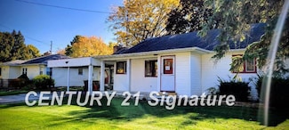 612 Sunnyside Dr, Chesaning, MI 48616