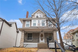 3716 Central St, Kansas City, MO 64111