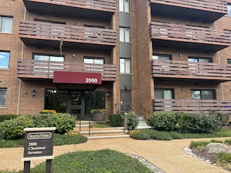 2000 Chestnut Ave Unit 407, Glenview, IL 60025