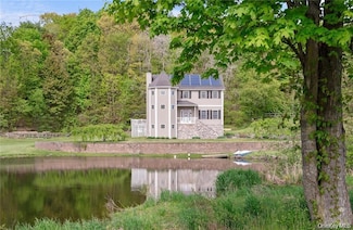 237 Lattintown Rd, Marlboro, NY 12542