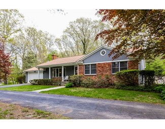 1111 Cedarwood Cir, North Dighton, MA 02764