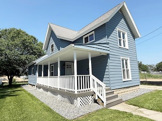233 Second St, Randolph, WI 53956