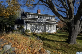 312 N 2nd Ave, Sequim, WA 98382