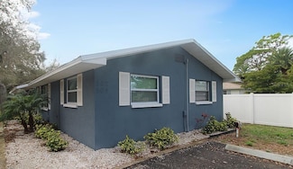 302 Colonia Ln W Unit 8, Nokomis, FL 34275