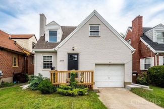 2604 Saint Albans Ave, Cincinnati, OH 45237