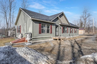 517 Bear Hill Rd, Dover-Foxcroft, ME 04426
