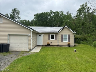 683 Ohio 305 Unit B, Warren, OH 44481
