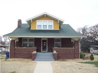313 Poplar St, Halstead, KS 67056