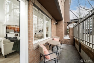 1545 NW 57th St Unit 5610, Seattle, WA 98107