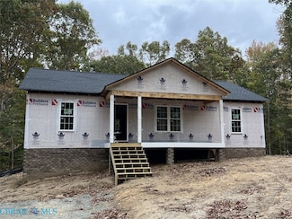 124 Zion Branch Rd, Saluda, VA 23149