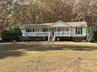 966 Laurelwood Dr, Clover, SC 29710